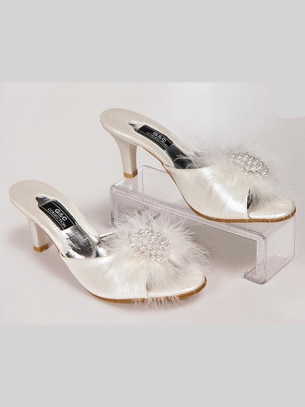 Yumuşak Boncuk Tüylü Terlik G & C Collection 125 - Ekru