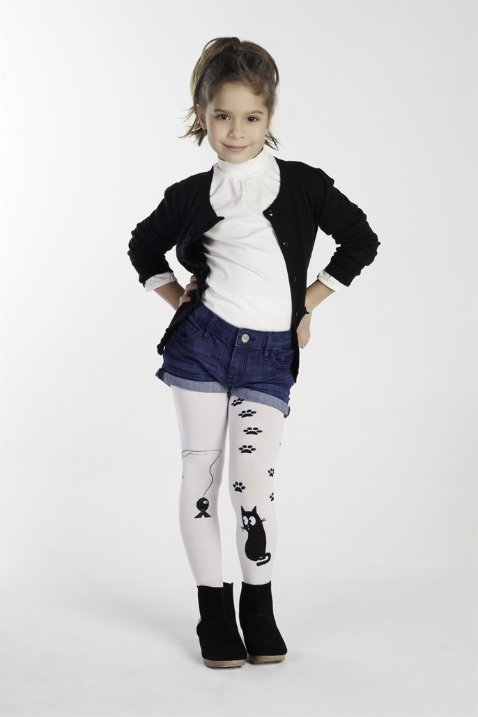 Yüksek Pamuk Oranı Kaydırmaz Çocuk Külotlu Çorap Daymod 2122011 - Beyaz Siyah