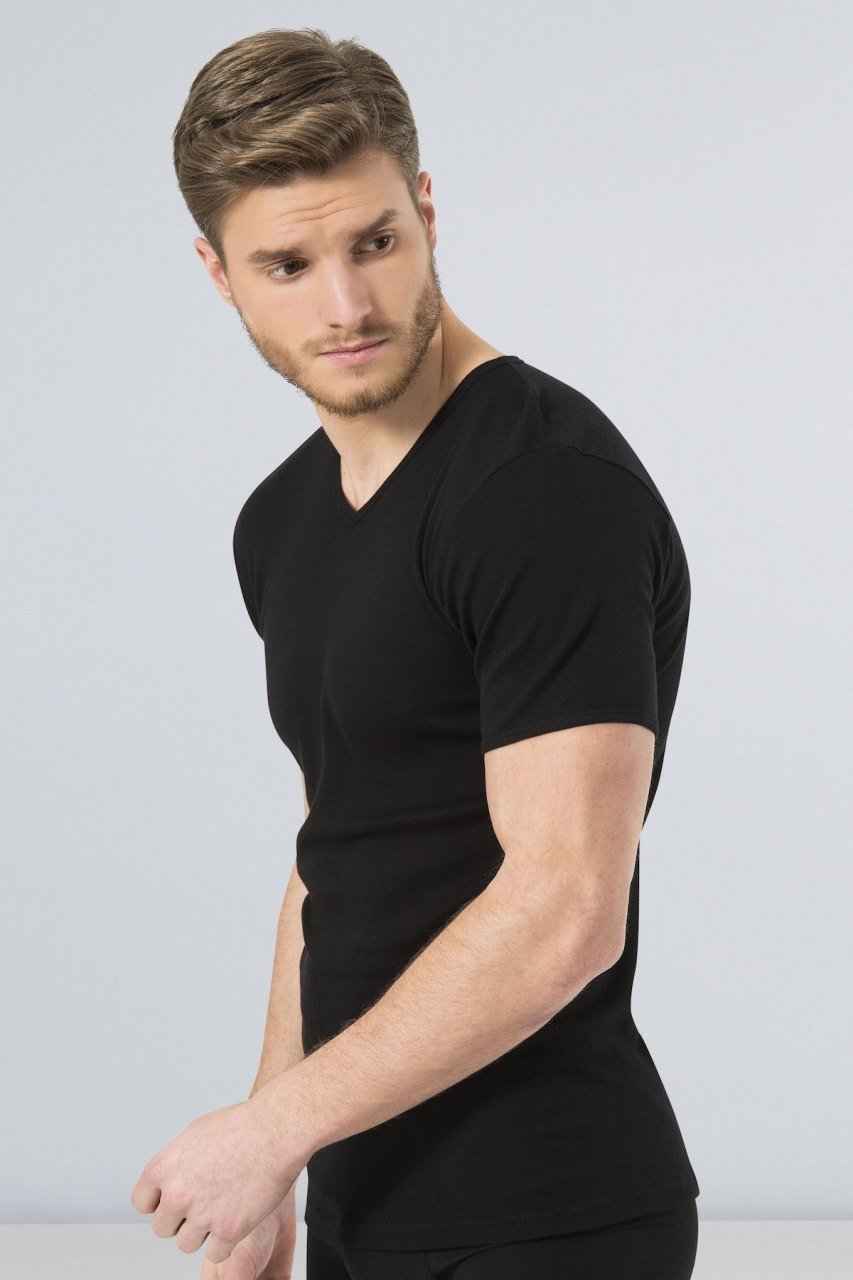 Ribana V Yaka Siyah Erkek Atlet Türen 156 - Siyah