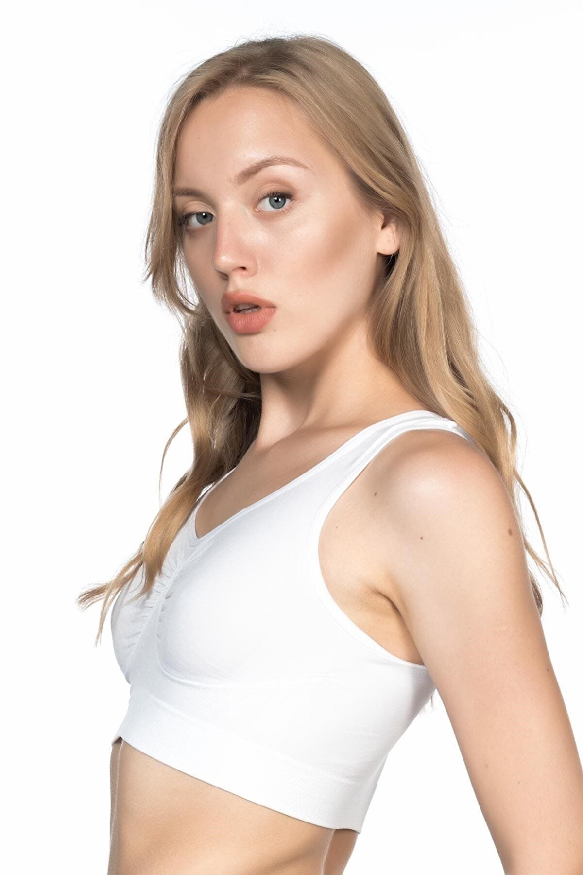 Dikişsiz Sporcu Büstiyer Emay 4001 - Beyaz