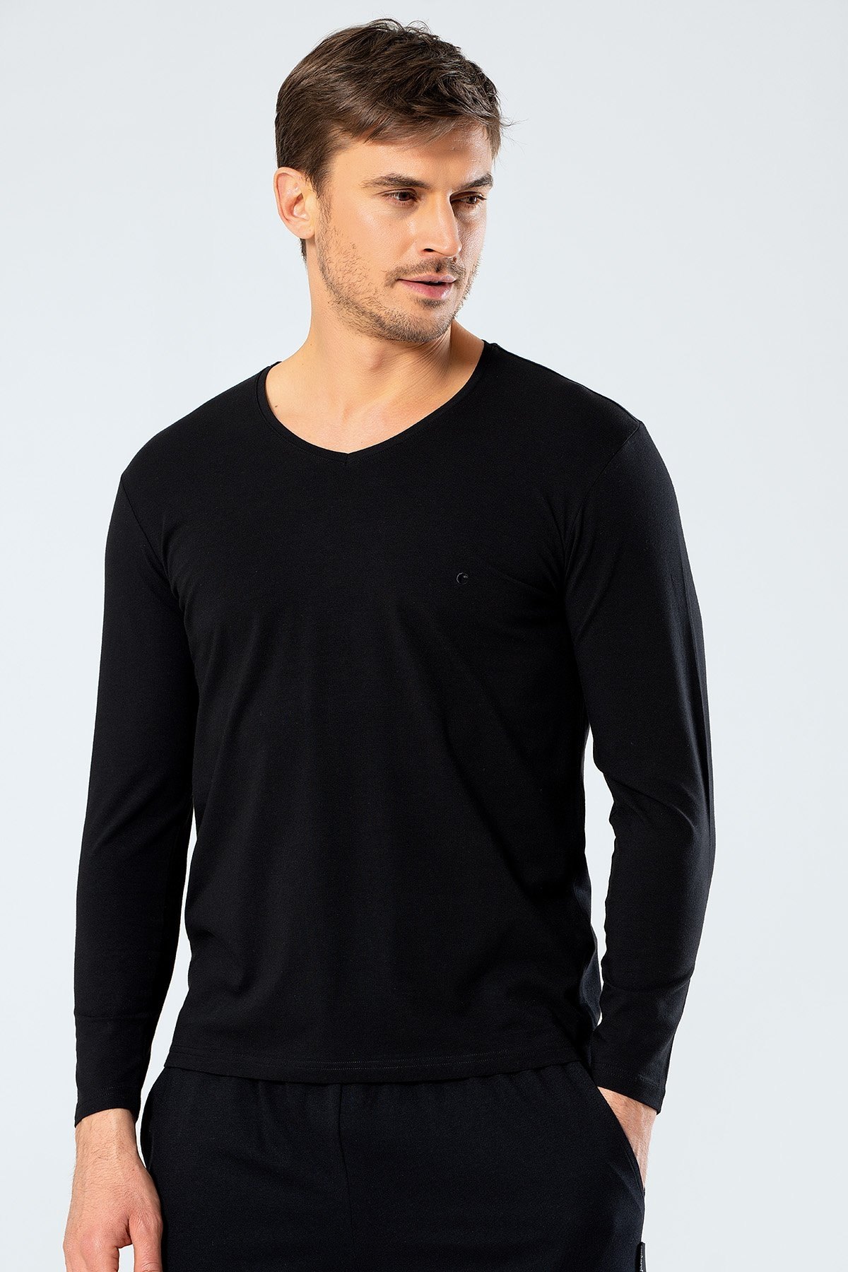 Uzun Kollu V Yaka Erkek Atlet Cacharel 1334 - Siyah
