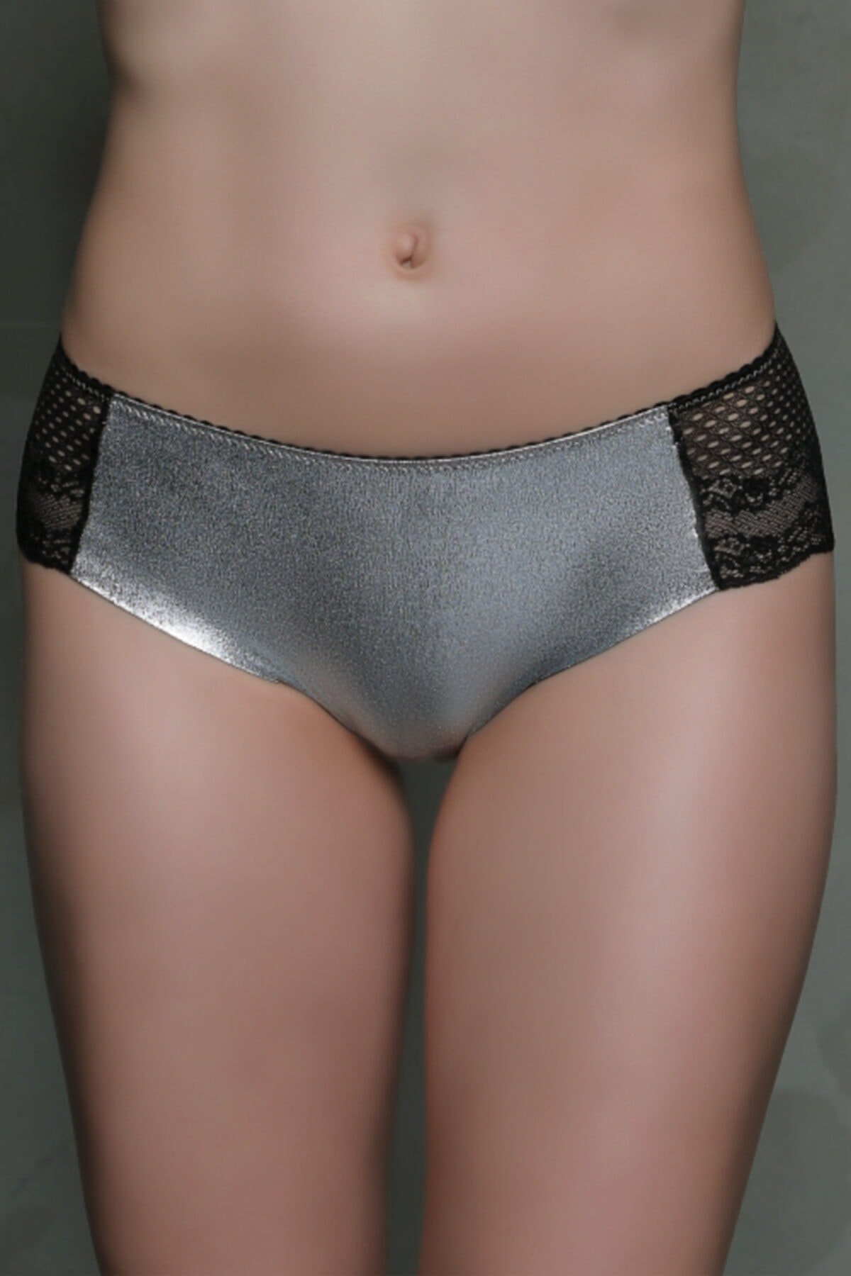 Gümüş Dantel Detaylı Minimal String Külot Moonlight 3004 - Siyah