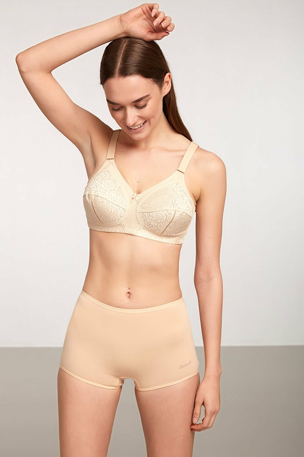 Kom Bayan Basic Short - Ten