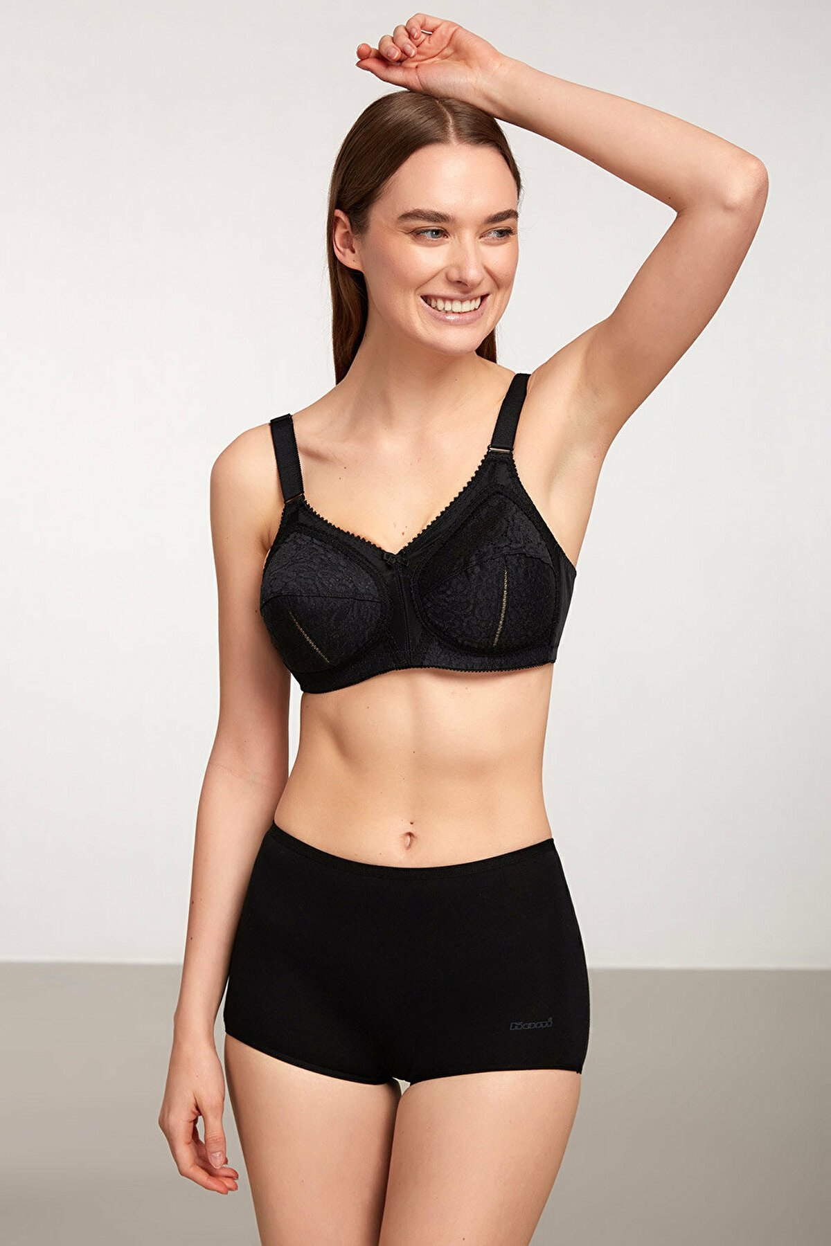 Kom Bayan Basic Short - Siyah