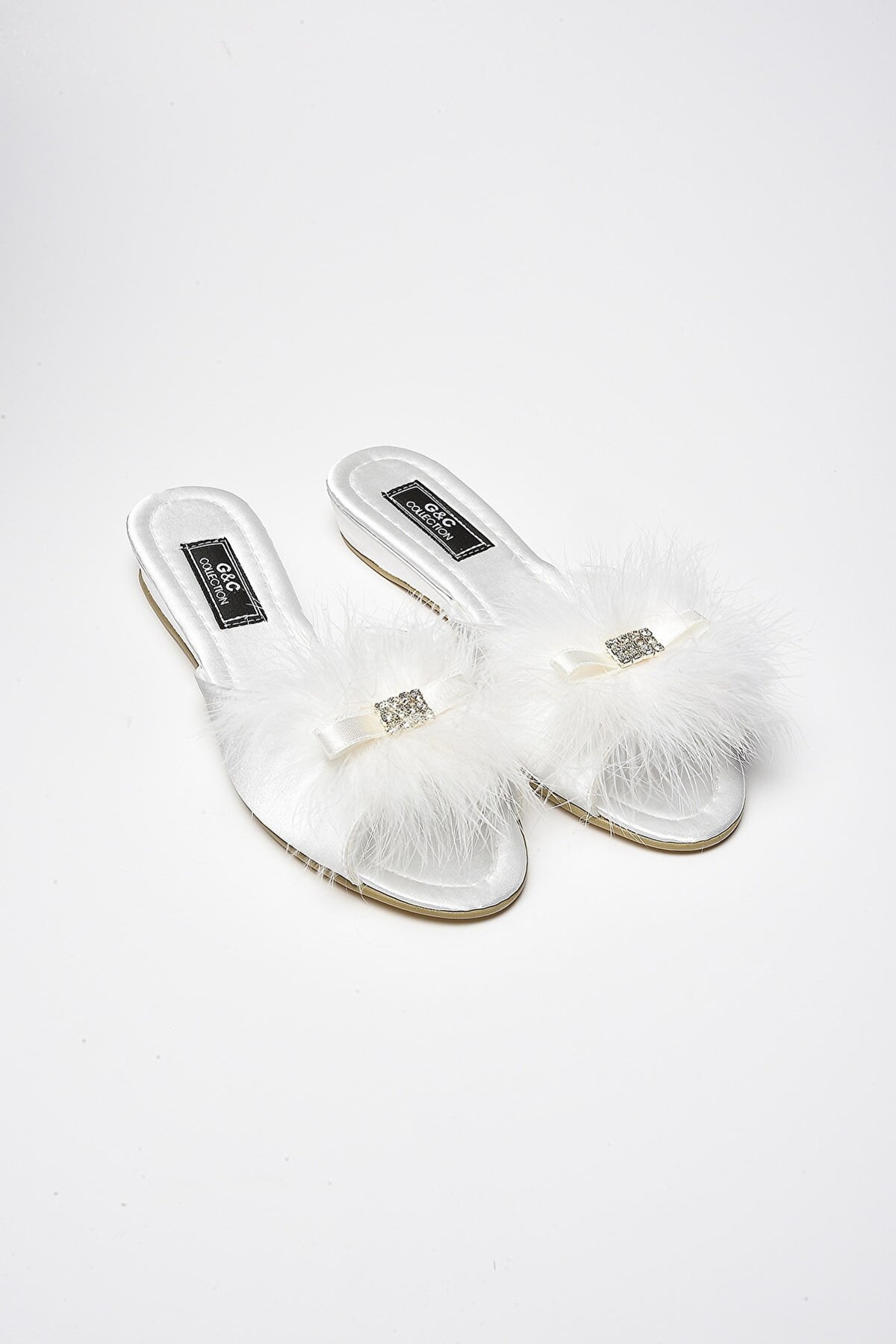 Siyah-Gri ve Ten Renk Seçenekleri Alçak Feta Çeyiz Terliği G & C 171 - Ekru