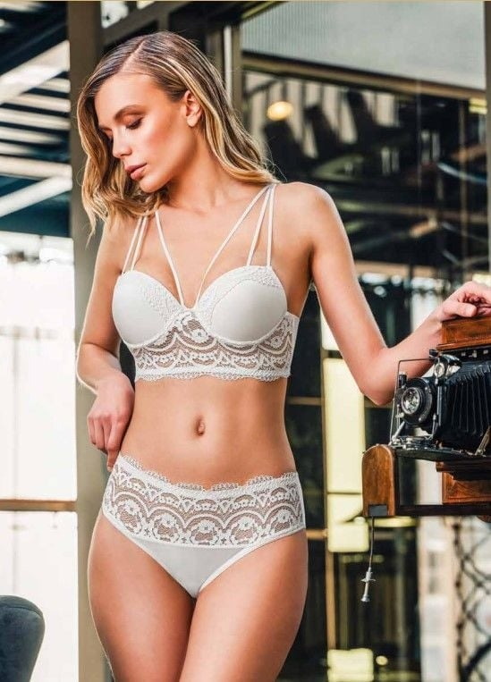 Dantel İşlemeli Destekli Sütyen Takım Büşra 362 - Ekru