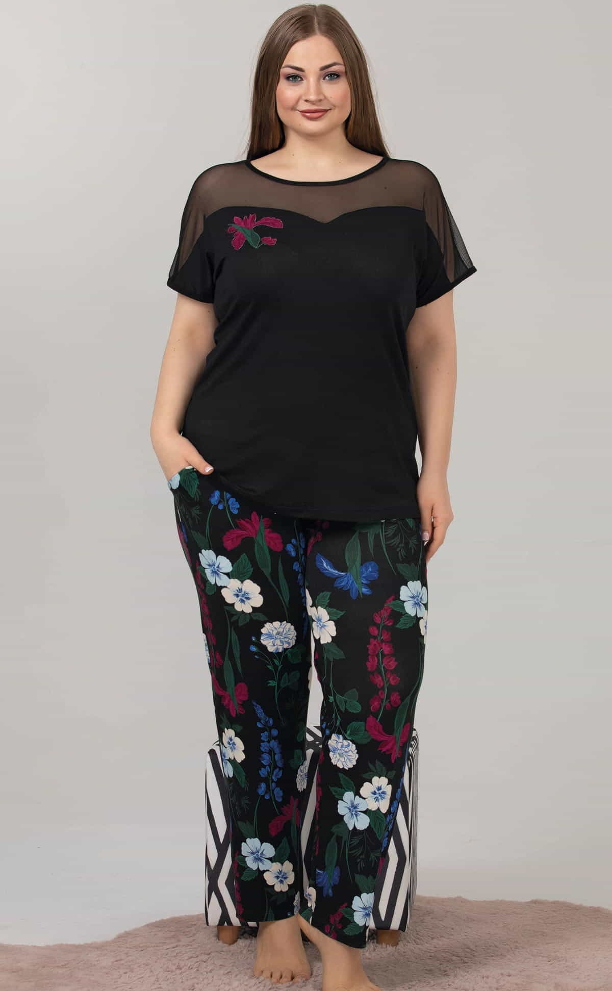 Lady Transparan Çiçek Desenli Büyük Beden Pijama Takımı Lady 10845 - Görsel 2
