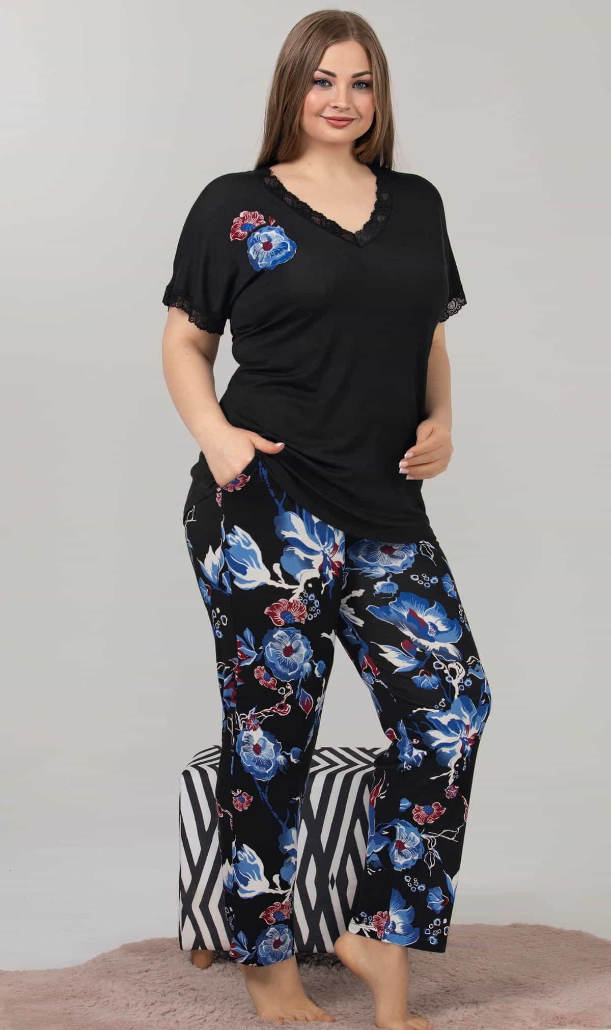 Lady Çiçek Desenli Pamuklu V Yaka Pijama Takımı Lady 10844 - Görsel 2
