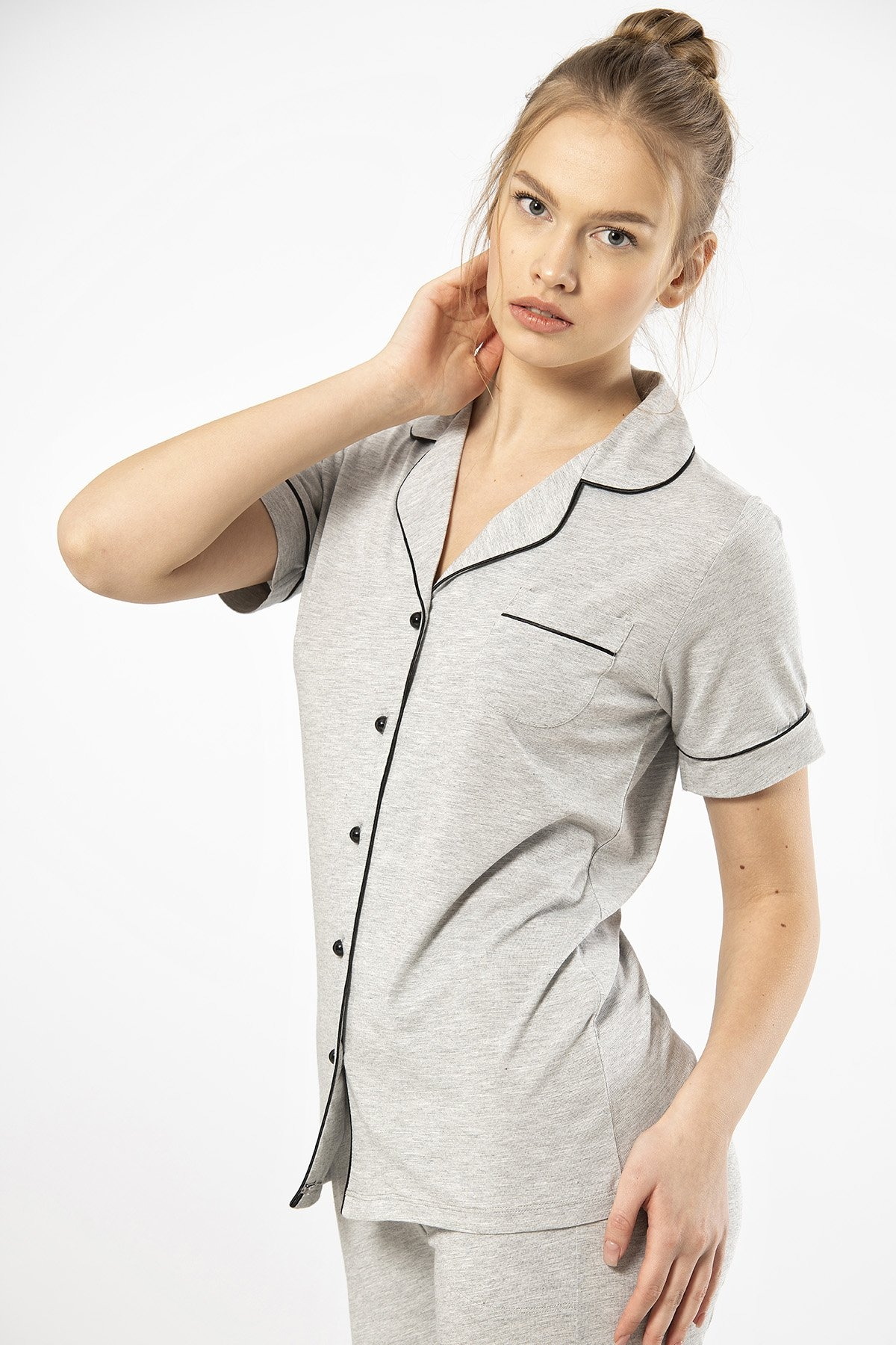 Gri Viskon Polyester Kısa Kollu Kadın Pijama Takımı Türen 3368 - Gri