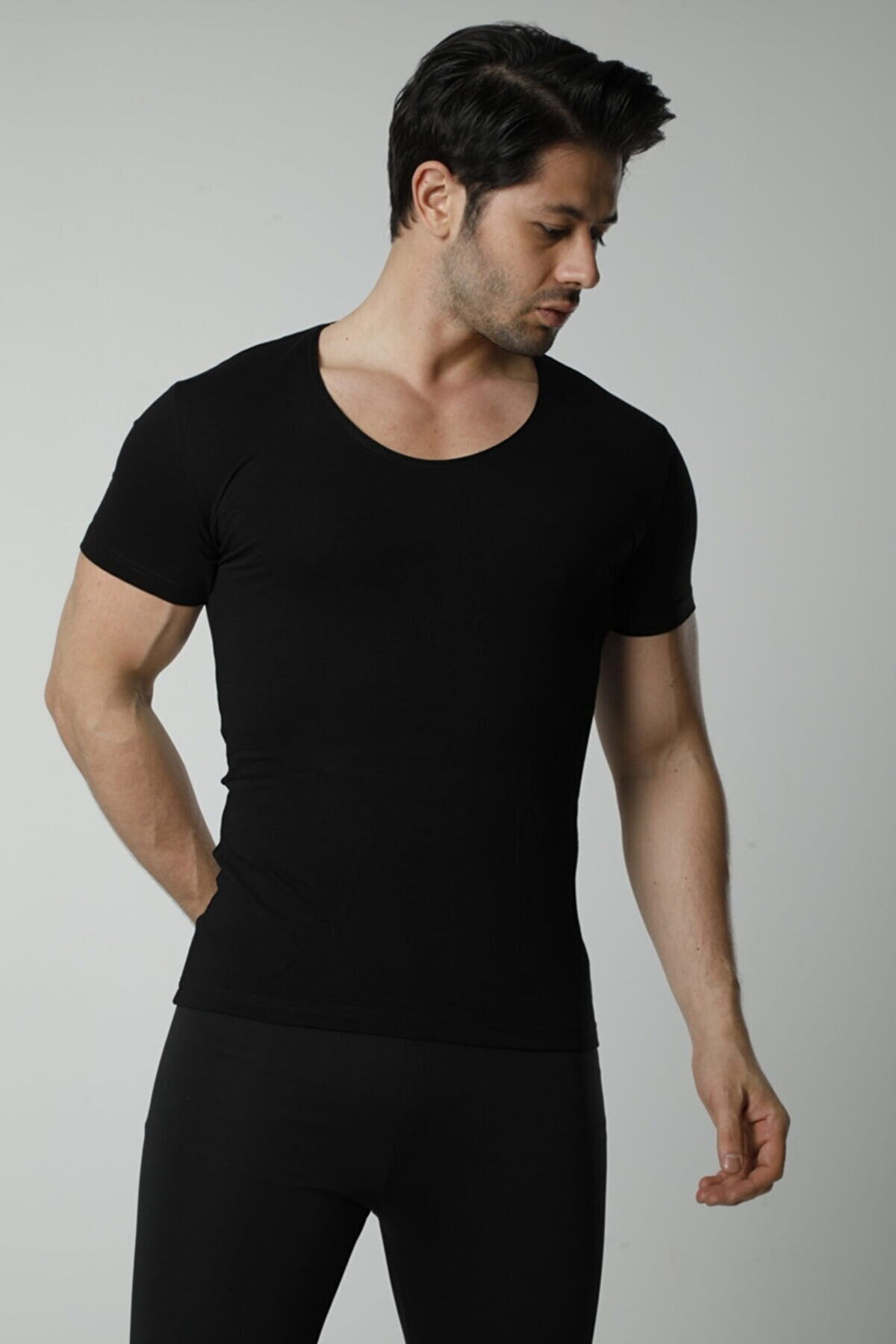 Pamuklu Derin Bisiklet Yaka Erkek Atlet HMD 715 - Siyah