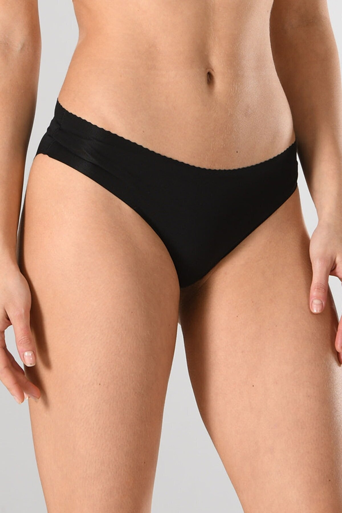 Lazer Kesim Silikonlu Slip Külot Miss Fit 12583 - Siyah