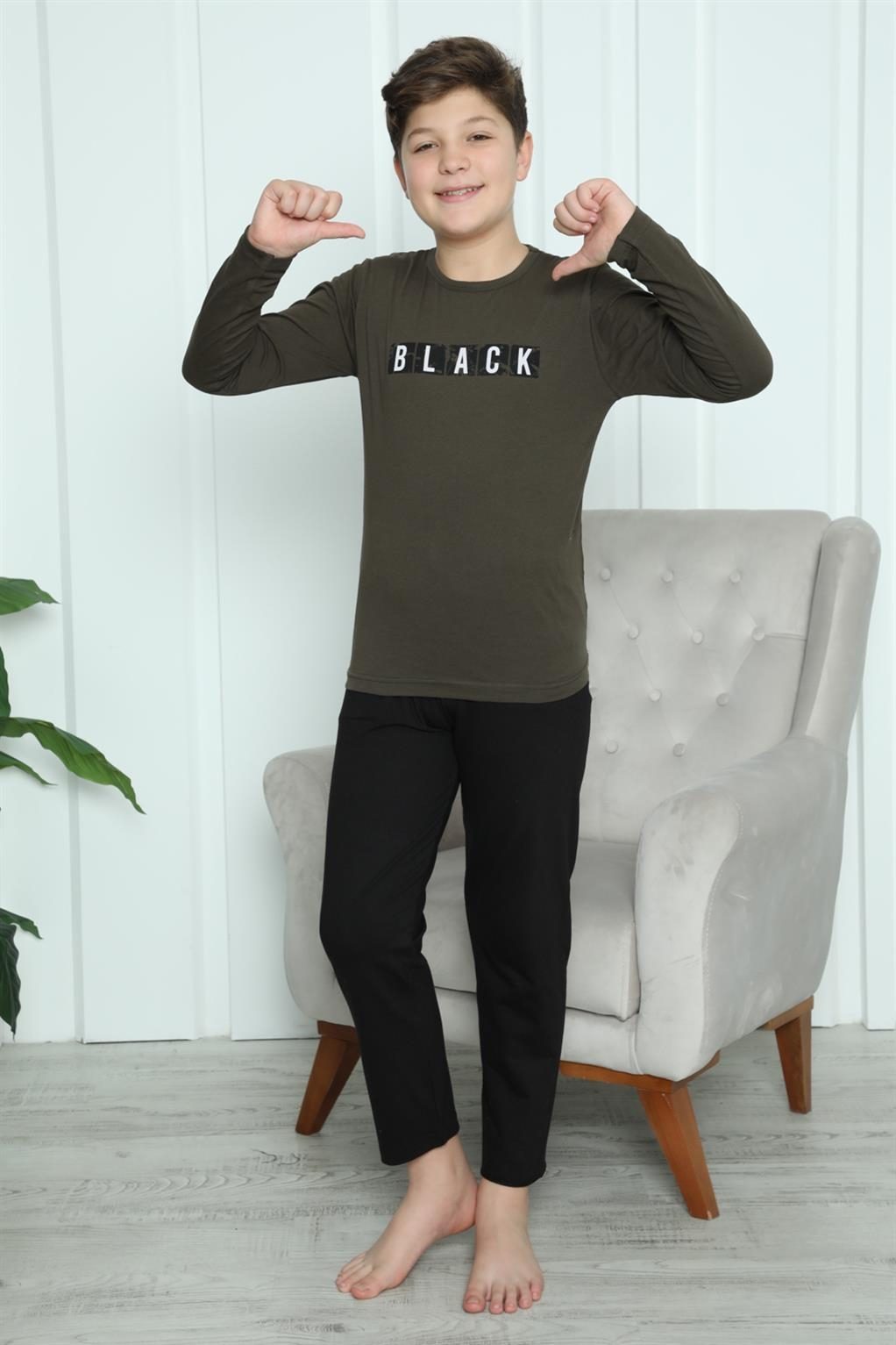 Black Yazılı Erkek Çocuk Penye Pijama Takım Akbeniz 20419 - Haki