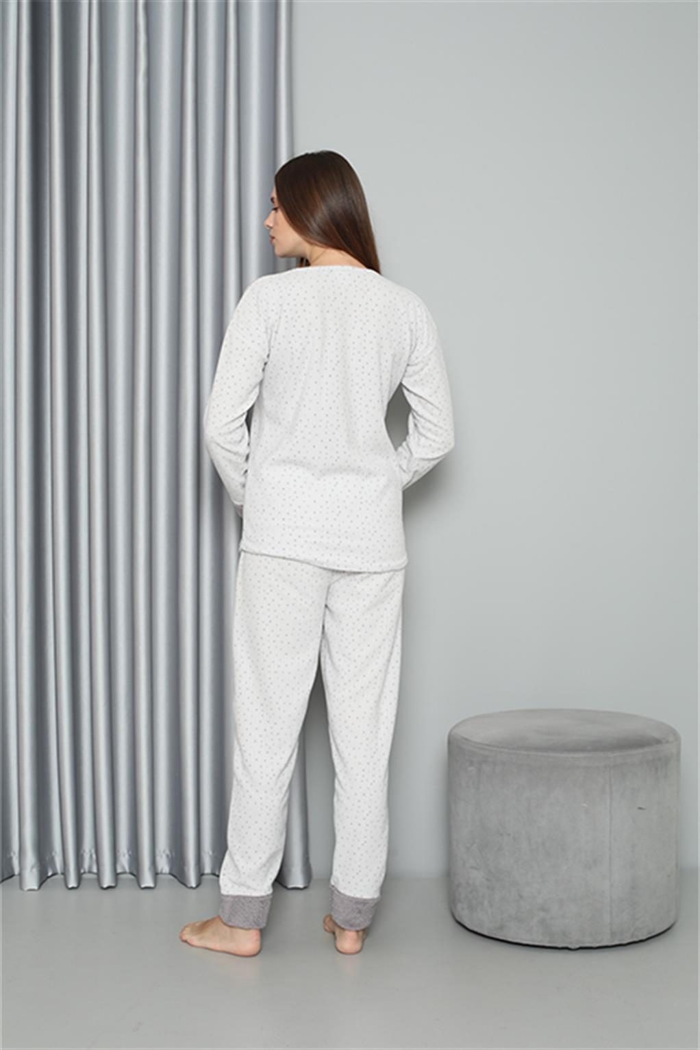 Peluşlu Welsoft Uzun Kollu Polar Kadın Pijama Takımı Akbeniz 8515 - Ekru