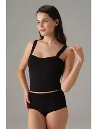 Kalp Yaka Askılı Crop Body Siyah Doreanse 9402