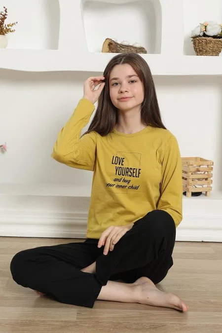 Yazılı Uzun Kollu Kız Çocuk Penye Pijama Takım Akbeniz 20420 - Sarı