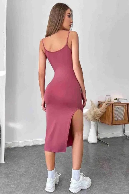 Vücuda Saran İnce Askılı Esnek Yırtmaçlı Midi Diz Altı Elbise Merry See MS2952 - Pembe