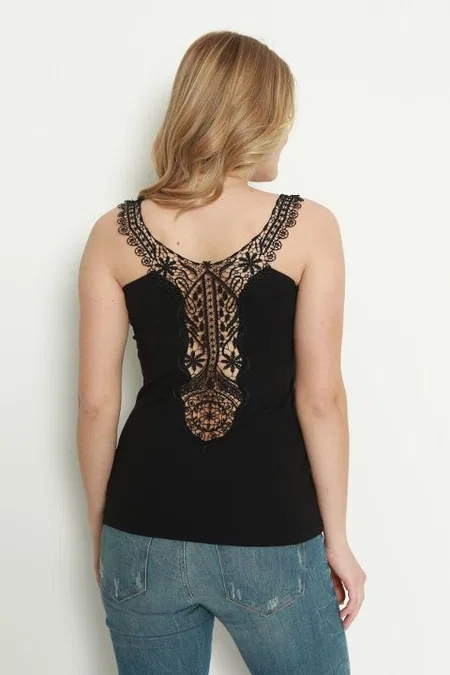 Pamuklu Nefes Alan Sırtı Dantelli Kadın Atlet Polkan 2314