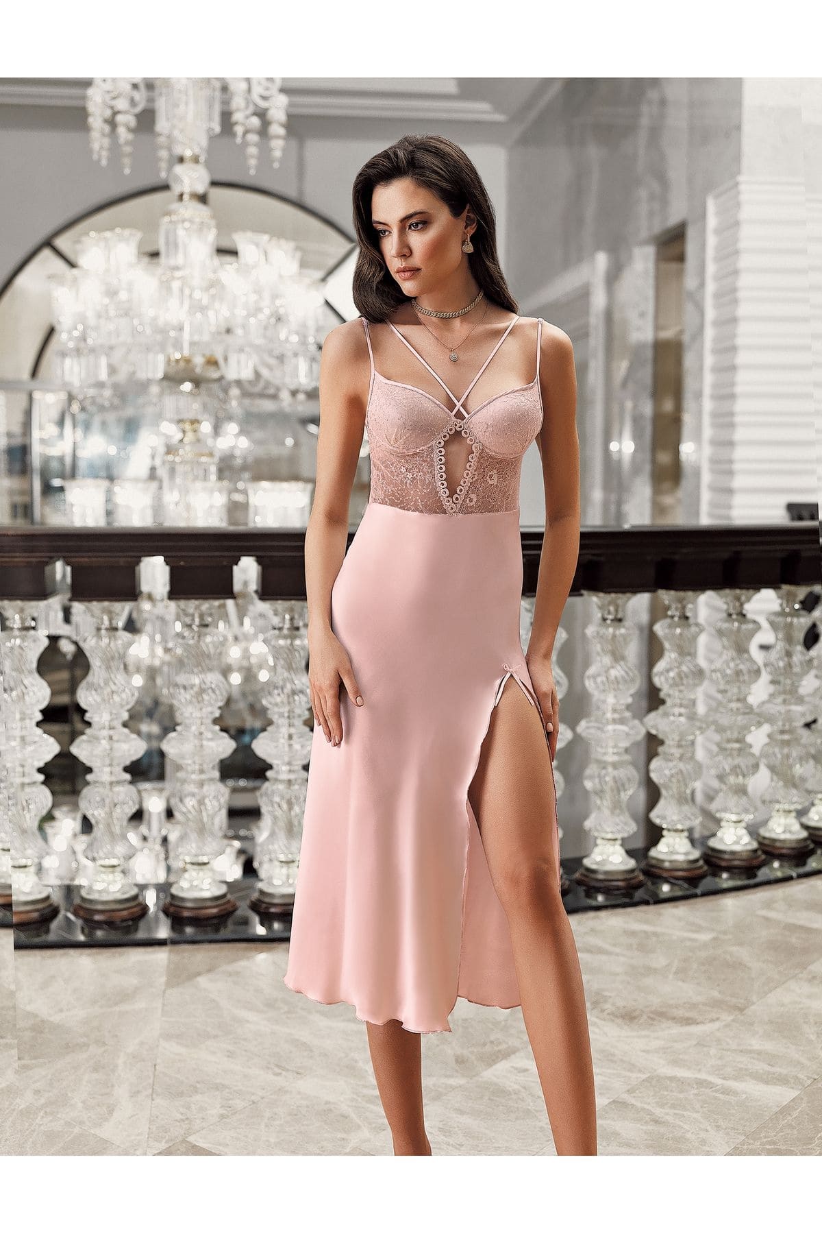 Pudra Saten Transparan Dantel Detaylı Gecelik Takımı İmaj 3202 - Pudra