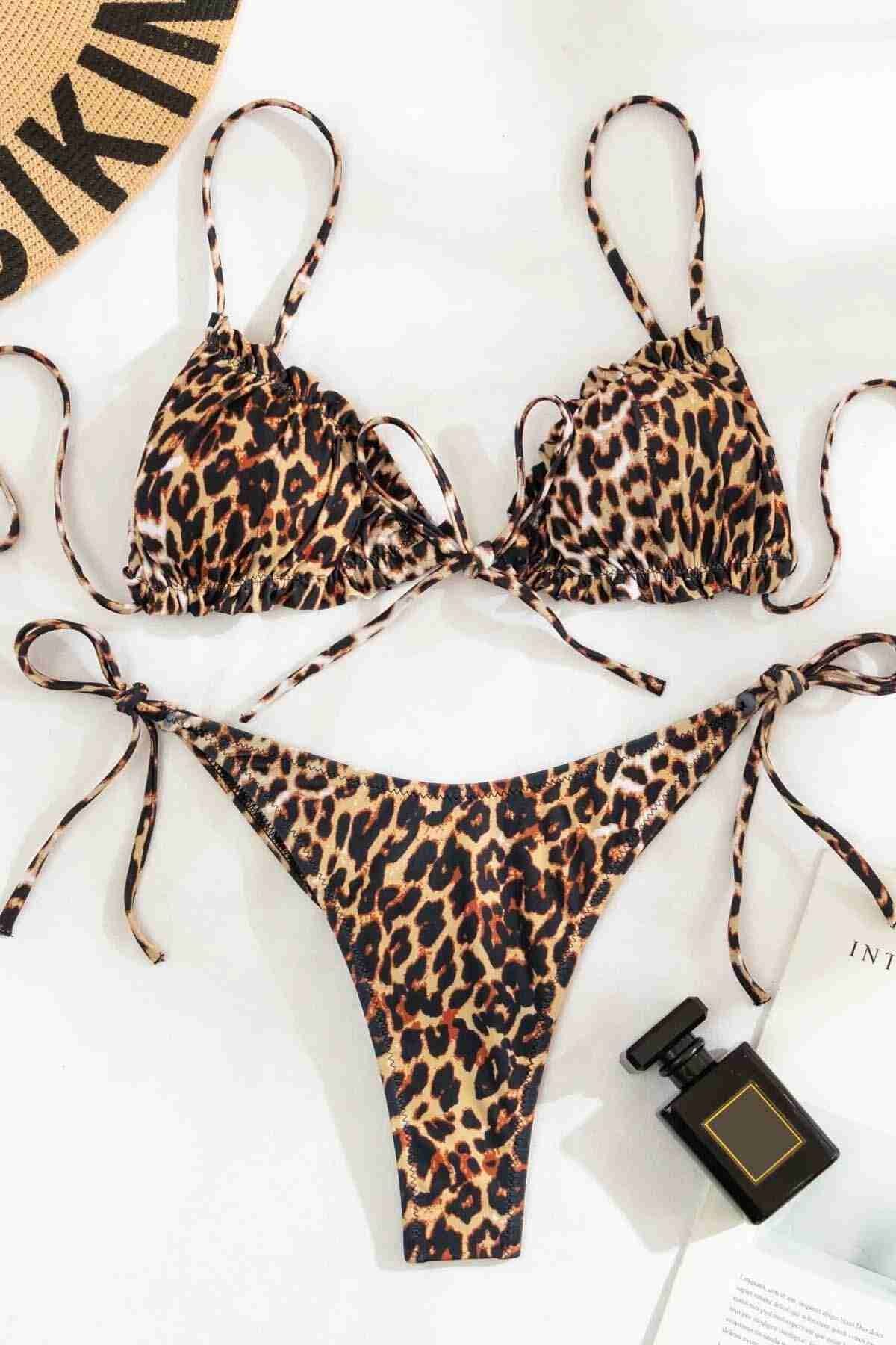 Angelsin Leopar Desenli İpli Tasarım Bağlamalı Bikini Üstü MS 43769 - Çok Renkli - Çok Renkli