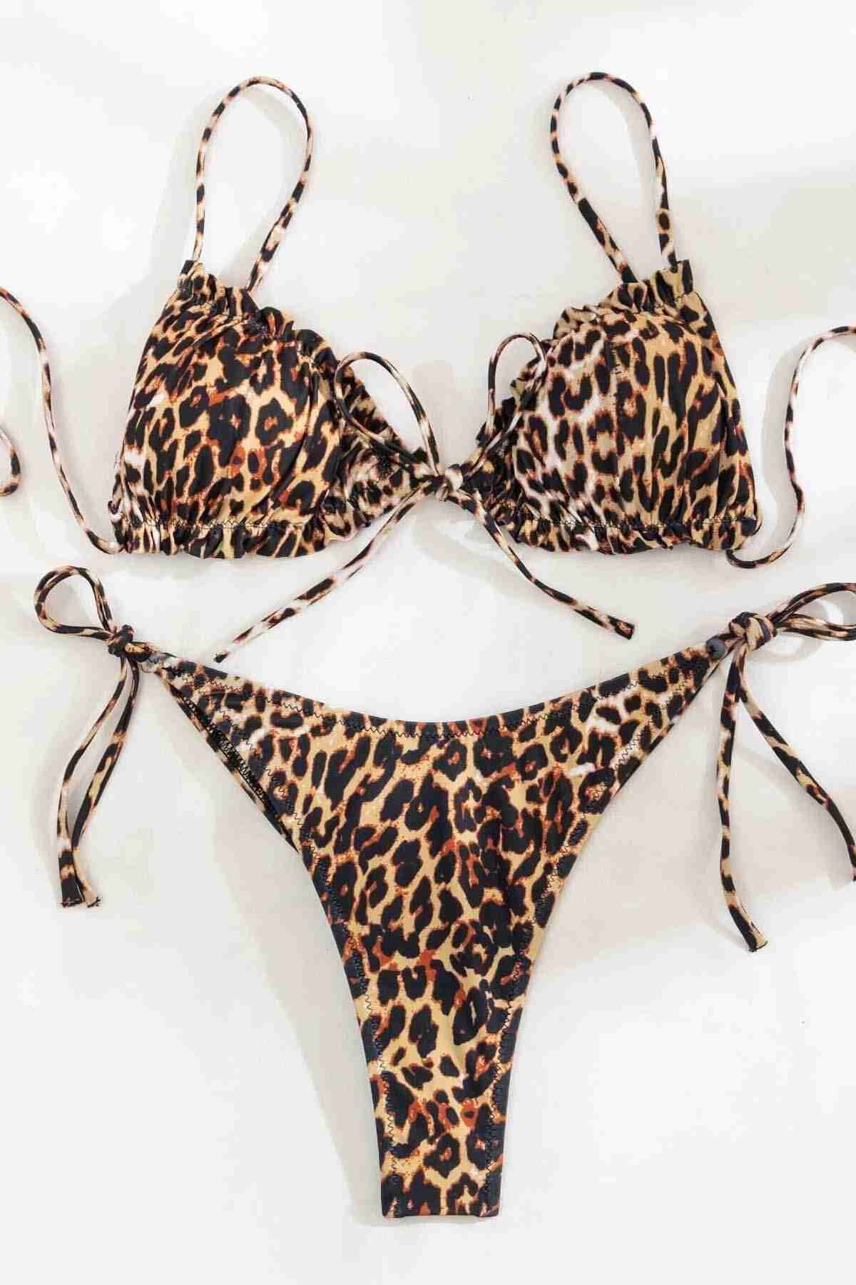 Angelsin Leopar Desenli İpli Tasarım Bağlamalı Bikini Üstü MS 43769 - Çok Renkli - Çok Renkli