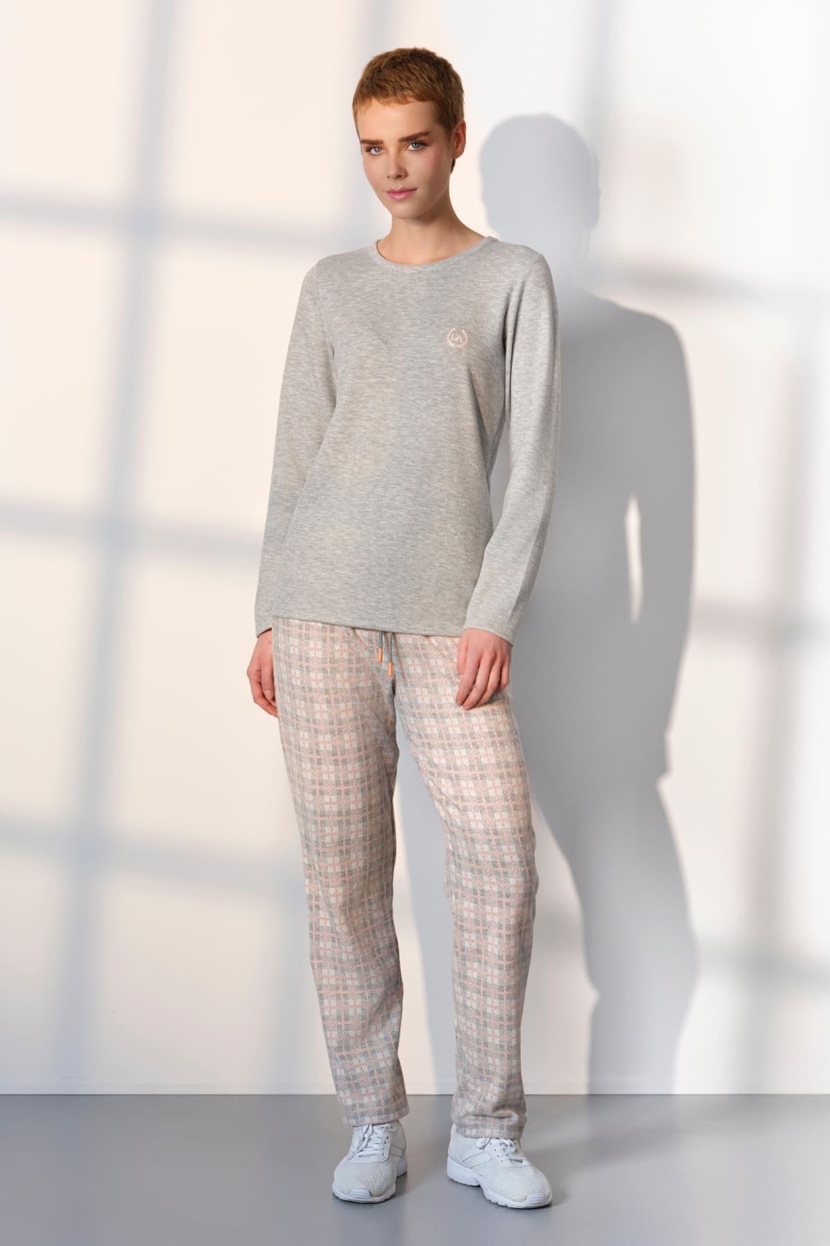 Ekoseli Uzun Kollu Kadın Pijama Takımı Doreanse 25K4043 - Gri