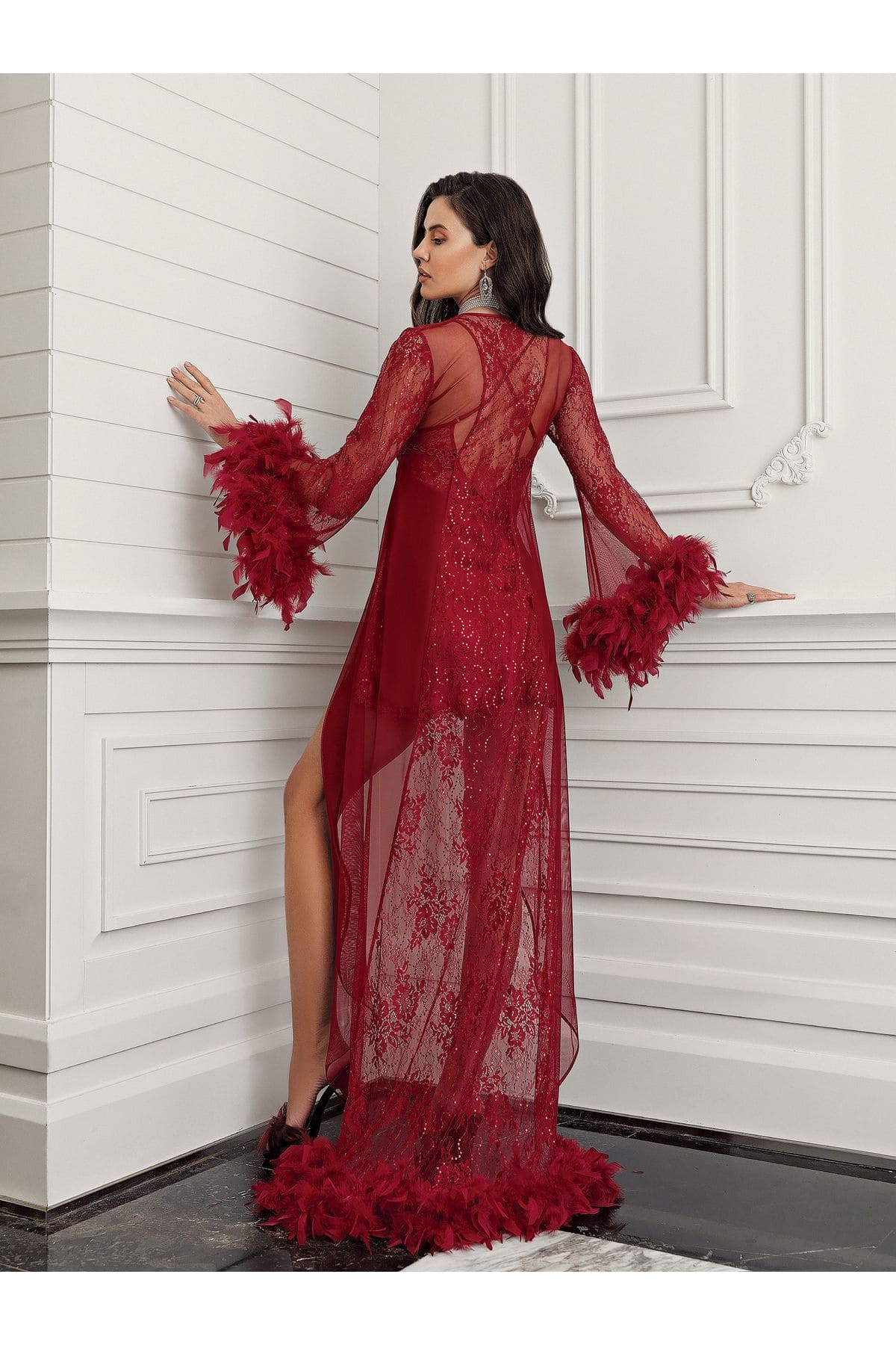 Asimetrik Kesim Kolları Tüylü Saten Gecelik Takımı İmaj 3203 - Bordo