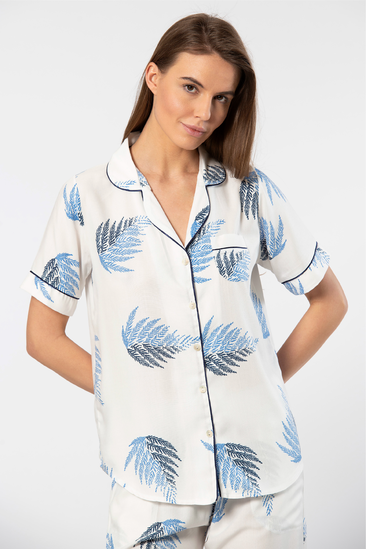 Yaprak Desenli Kısa Kollu Pijama Takımı Viskon Türen 3604 - Ekru