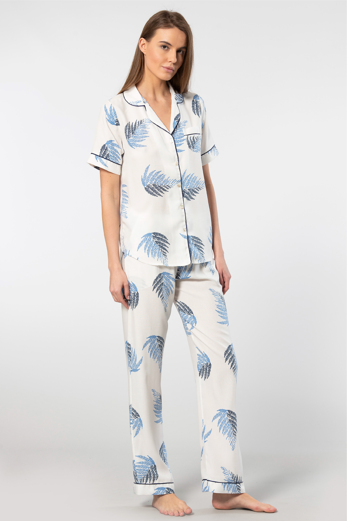 Yaprak Desenli Kısa Kollu Pijama Takımı Viskon Türen 3604 - Ekru