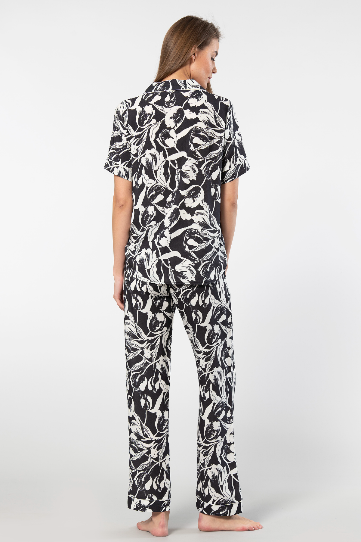 Yaprak Desenli Kısa Kollu Kadın Pijama Takımı Türen 3604 - Siyah2