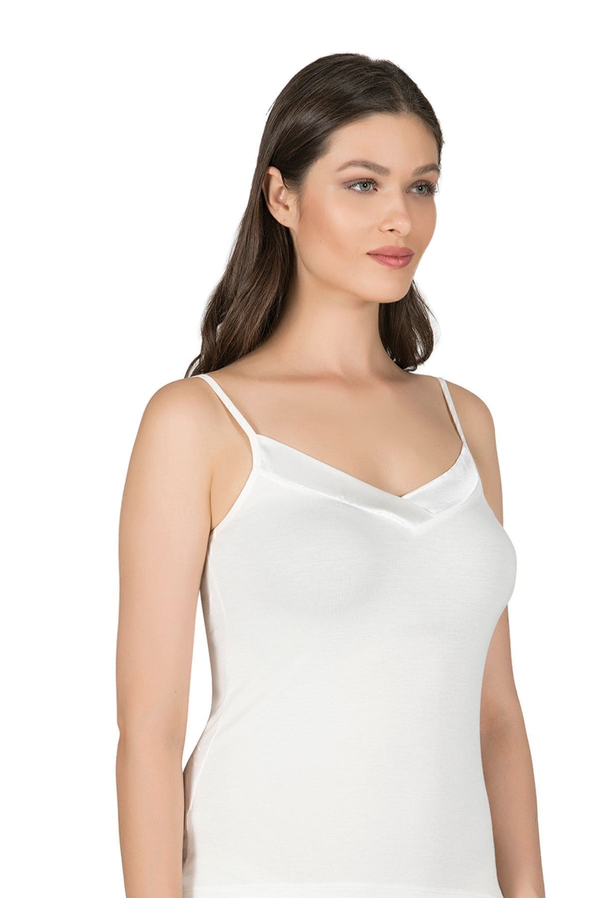 Esnek Viskon Saten Yakalı İnce Askılı Atlet Özkan 2040 - Ekru