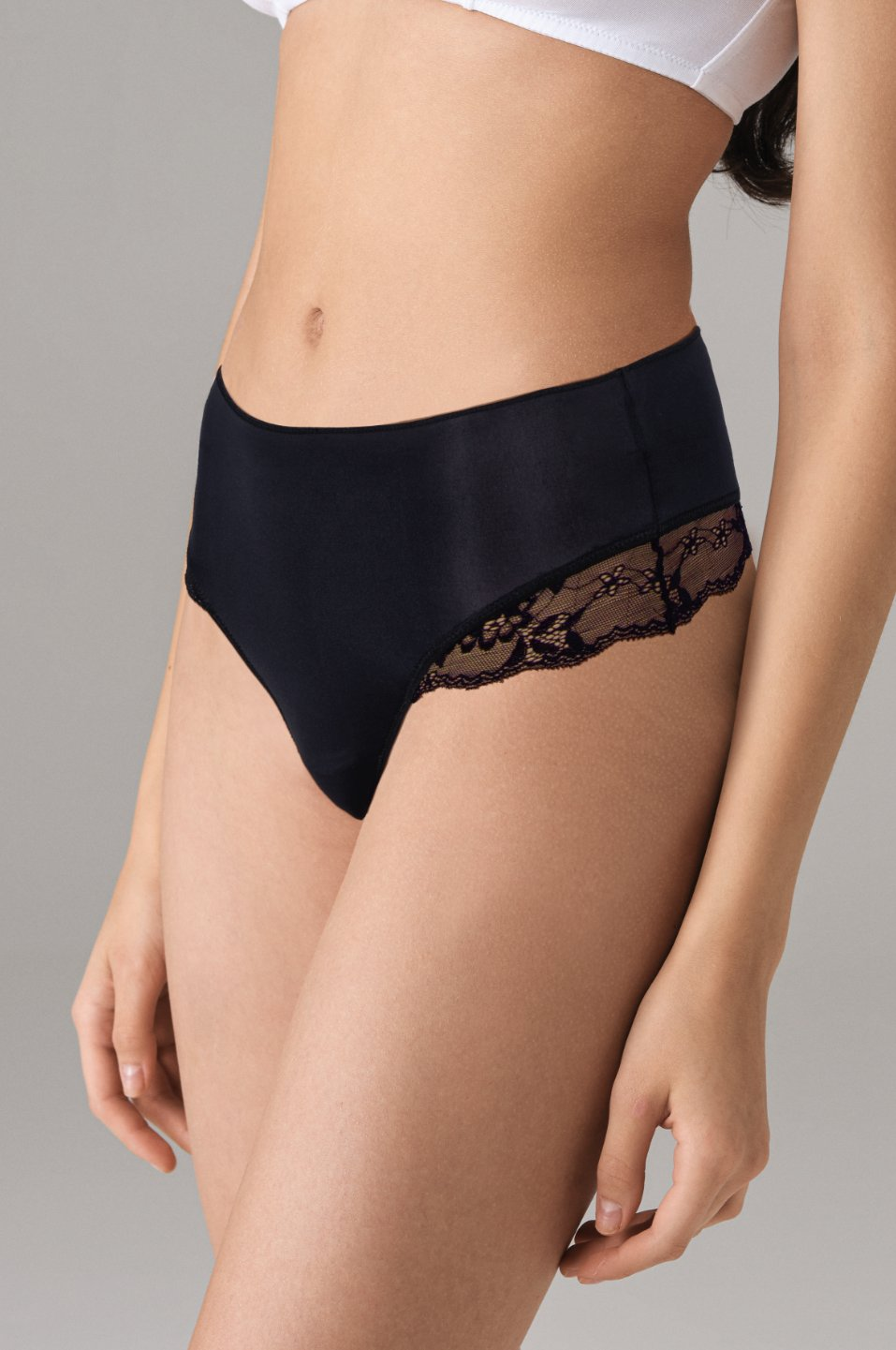 Yüksek Bel Karın Desteği Dantel Detaylı Tanga Külot Doreanse 6132 - Siyah