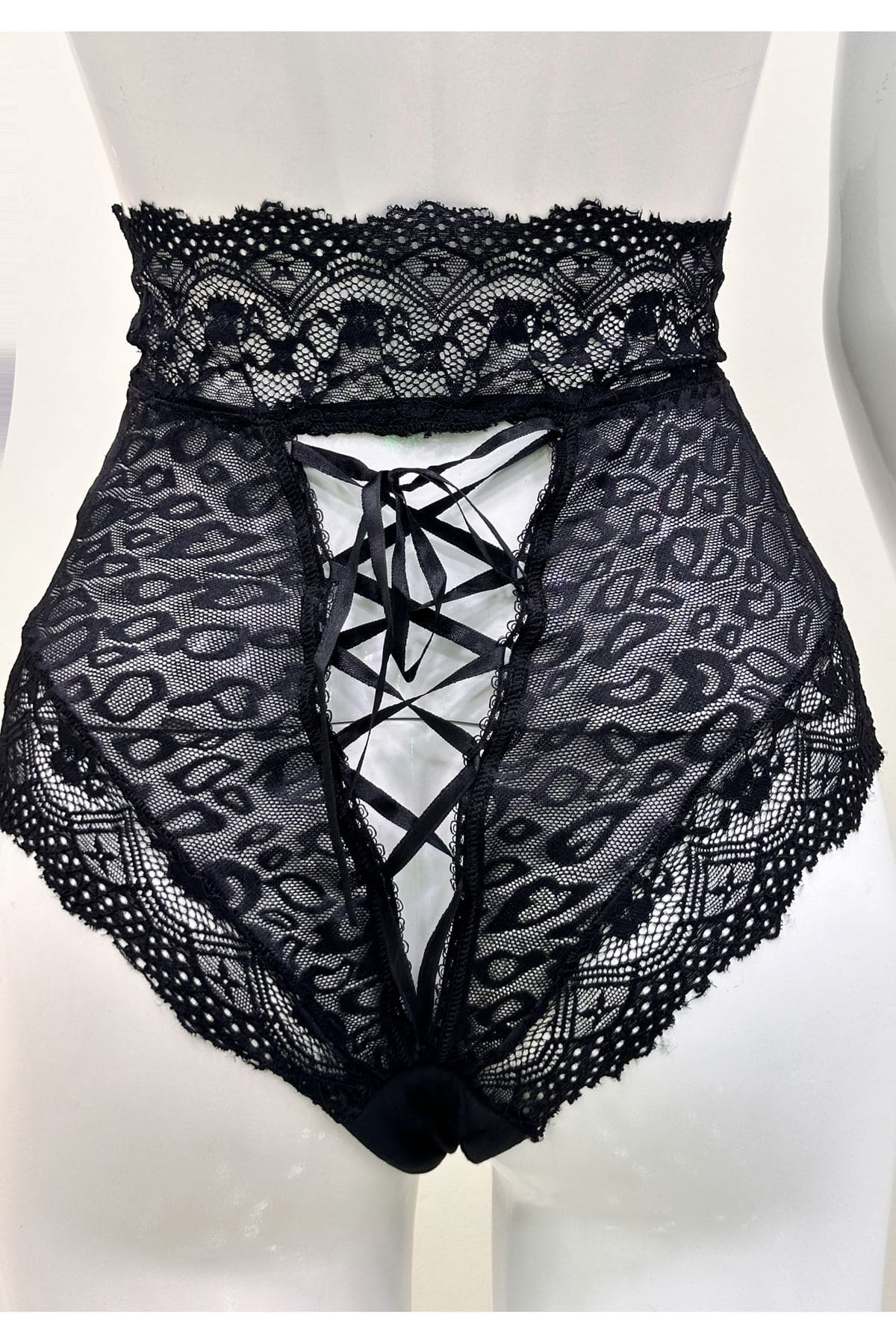 Kurdelalı Siyah Dantelli Yüksek Bel Külot Sistina 1013 - Siyah