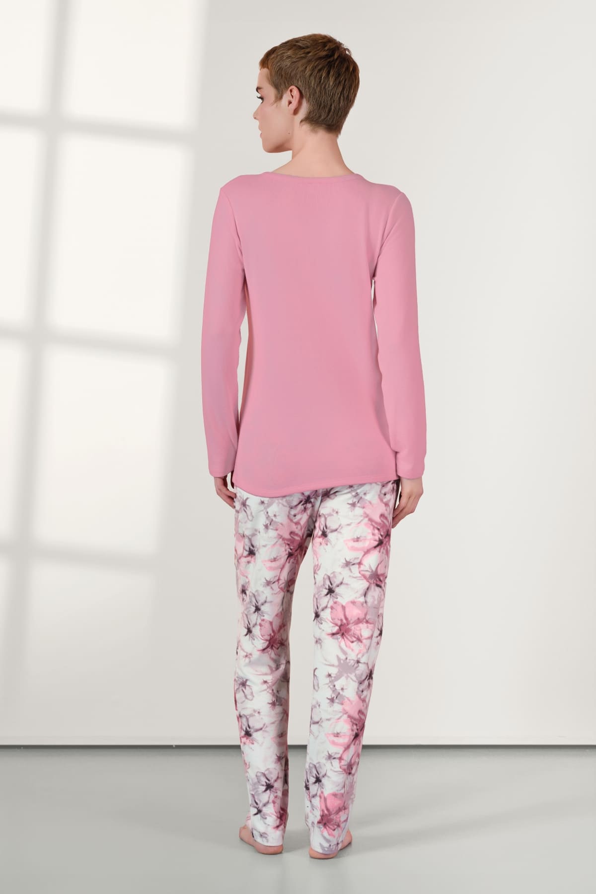 Pembe Çiçek Desenli Uzun Kollu Kadın Pijama Takımı Doreanse 25K4032 - Pembe