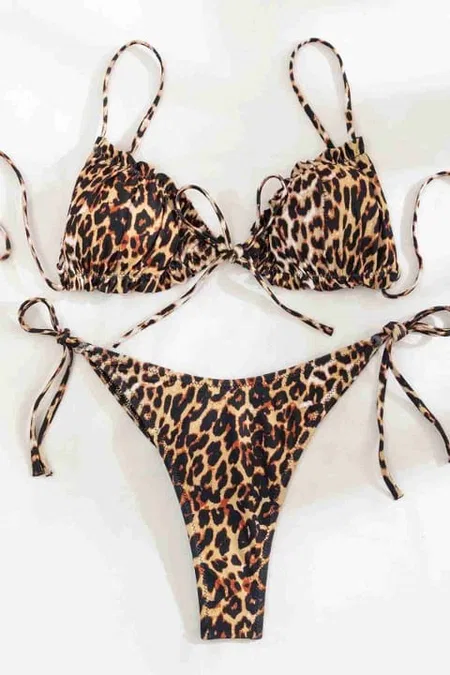 Angelsin Leopar Desenli İpli Tasarım Bağlamalı Bikini Üstü MS 43769 - Çok Renkli - Çok Renkli