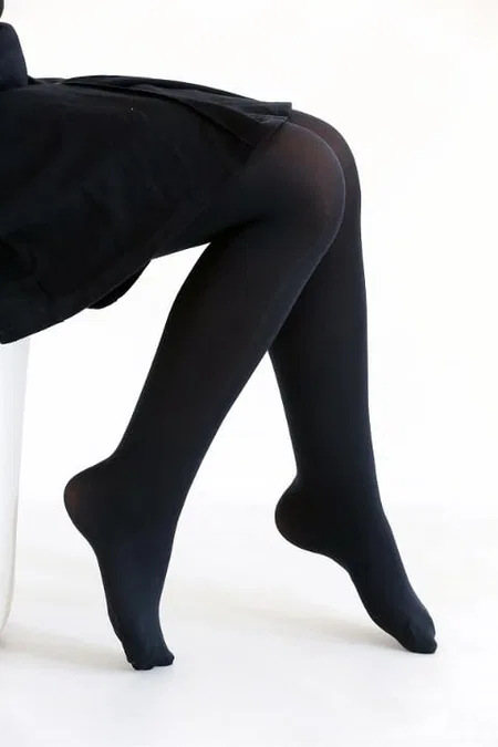 Kaydırmaz Tabanlı Pamuklu Çocuk Külotlu Çorap Daymod 2112001 - Lacivert