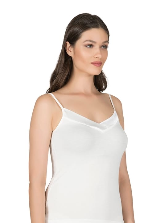 Esnek Viskon Saten Yakalı İnce Askılı Atlet Özkan 2040 - Ekru