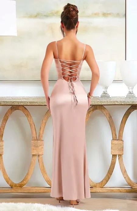 Pudra Dekolteli Parlak Uzun Kadın Elbise Pink Night 5550 - Pudra