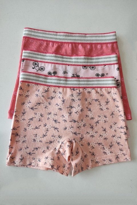 Pamuklu Desenli Kız Çocuk Boxer 3lü Paket Arma Yıldız 7555