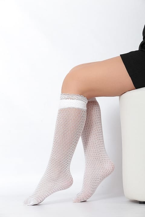 Dantelli Beyaz Çocuk Dizaltı Çorap Daymod 2243001 - Beyaz