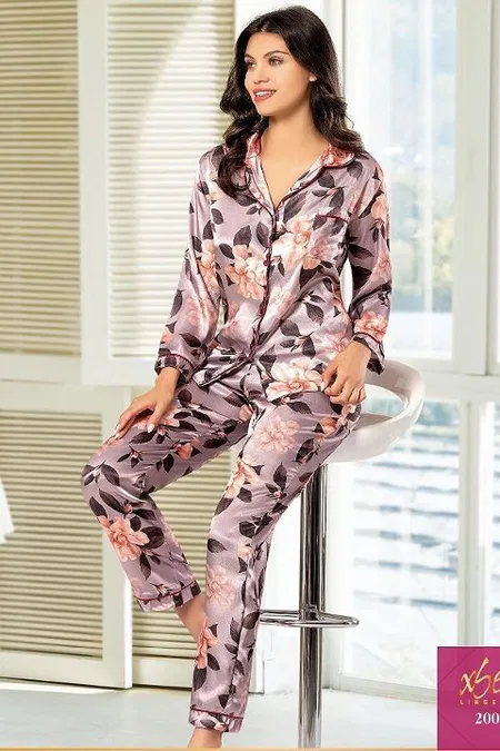 Çiçekli Saten Pijama Seti Vizon Renk XSES 2000 - Vizon