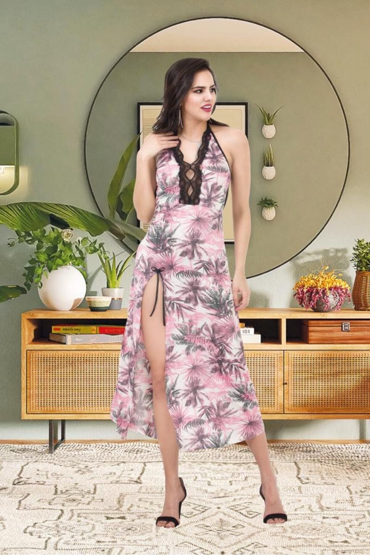 Derin Yırtmaçlı Leopar Dantelli Uzun Gecelik İzabel 2001 - Pembe