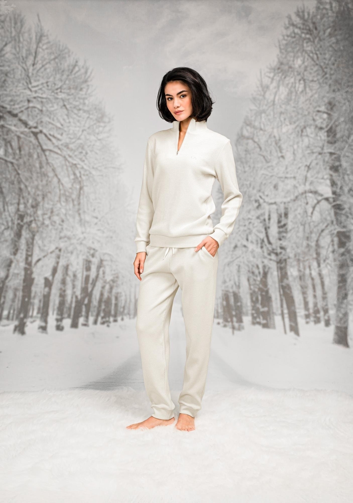 Pamuklu Nefes Alabilir Dik Yaka Kadın T-Shirt Pantolon Takım Doreanse 26K4097 - Ekru