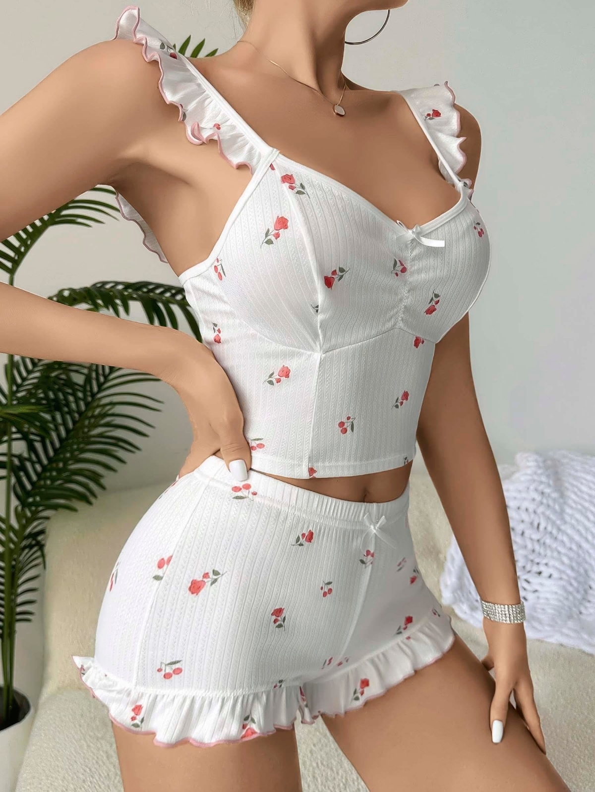 Gül Kiraz Desenli Şortlu Kadın Pijama Takımı Ruselin 5112 - Beyaz