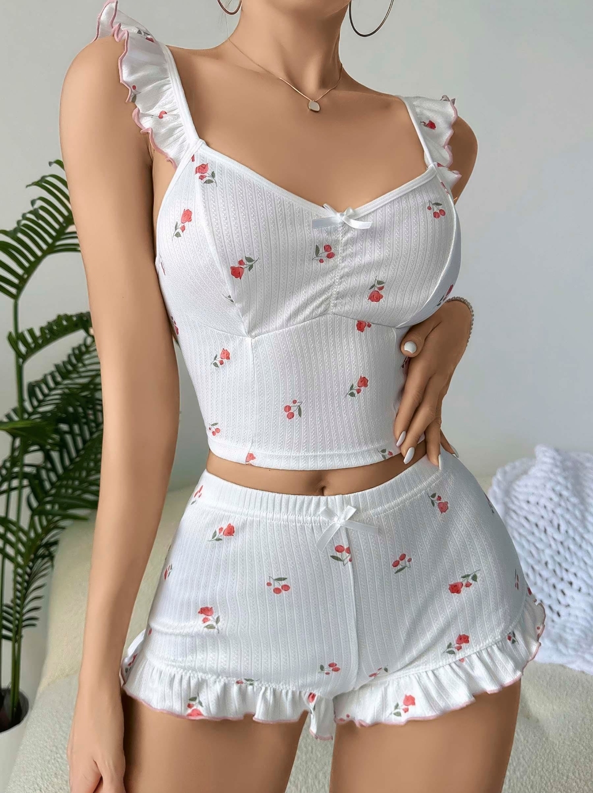 Gül Kiraz Desenli Şortlu Kadın Pijama Takımı Ruselin 5112 - Beyaz
