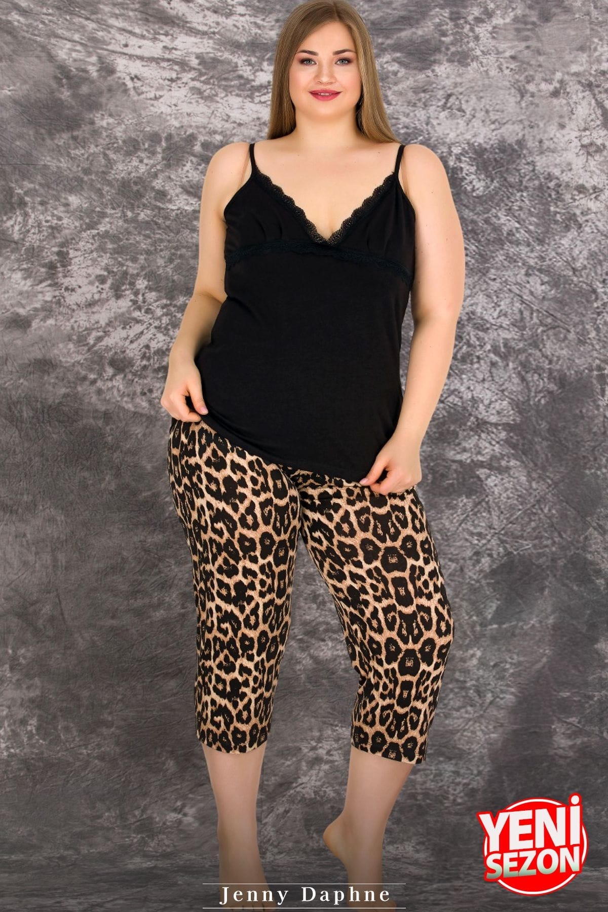 Leopar Desenli İnce Askılı Kapri Pijama Takımı Lady 10712 - Siyah