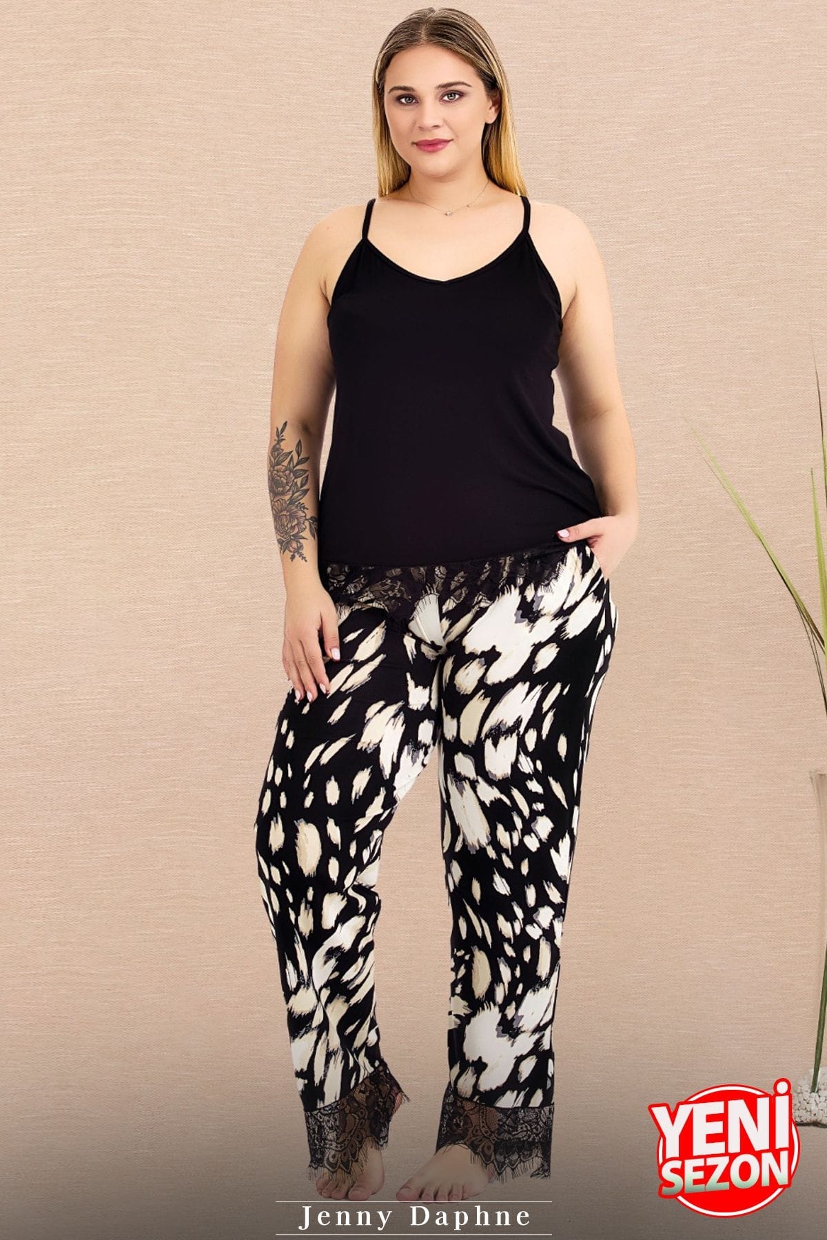 Dantel Detaylı Desenli Büyük Beden Pijama Takımı Lady 10983 - Siyah