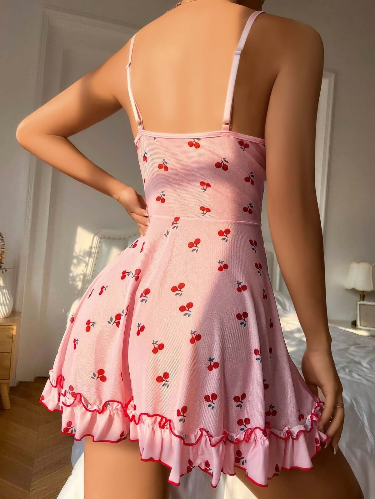 Kiraz Desenli Askılı Mini Gecelik Kadın Gecelik Lily Bianca 13033 - Pembe