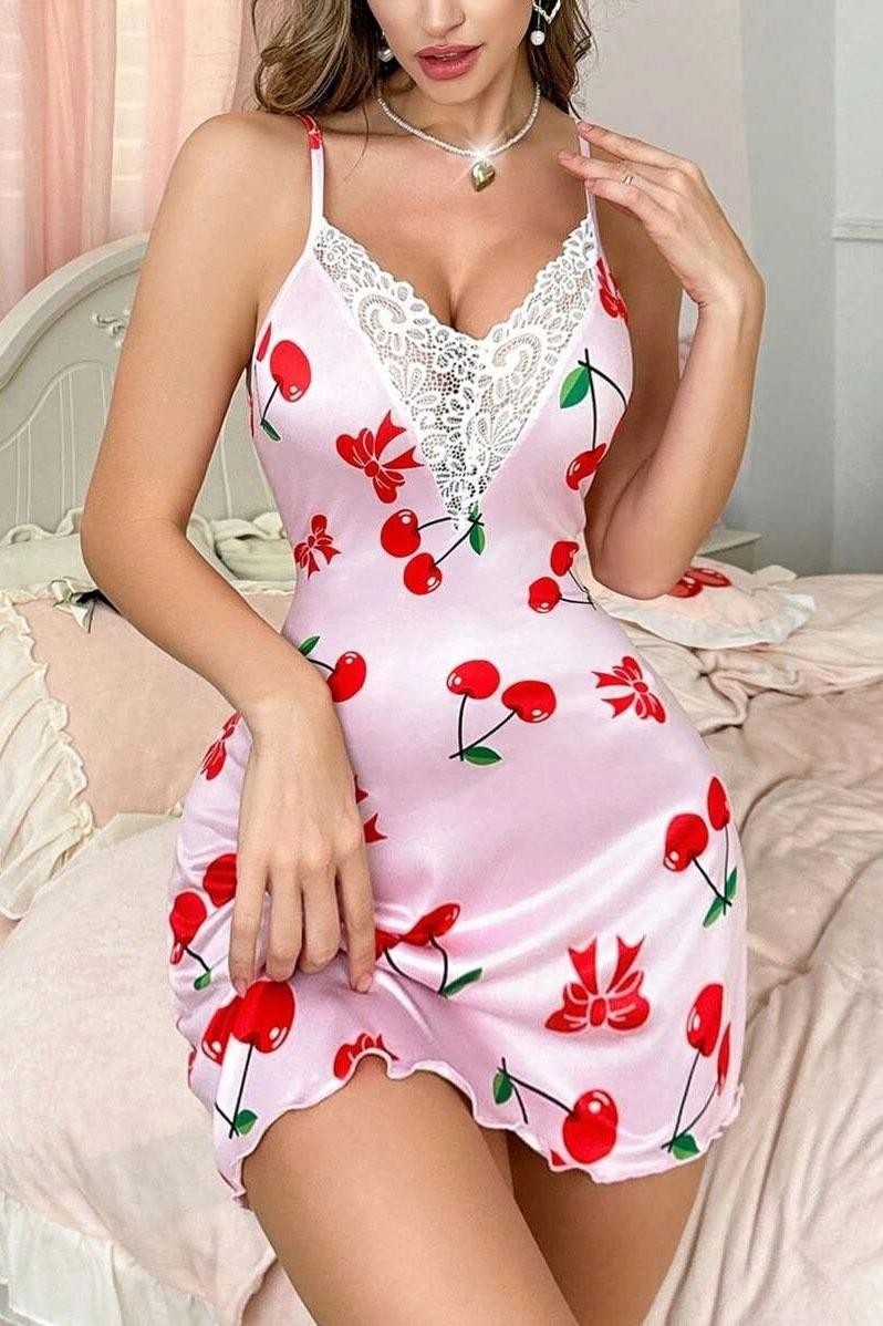 Kiraz Desenli İnce Askılı Dantelli Kısa Gecelik Ruselin 5067 - Pembe