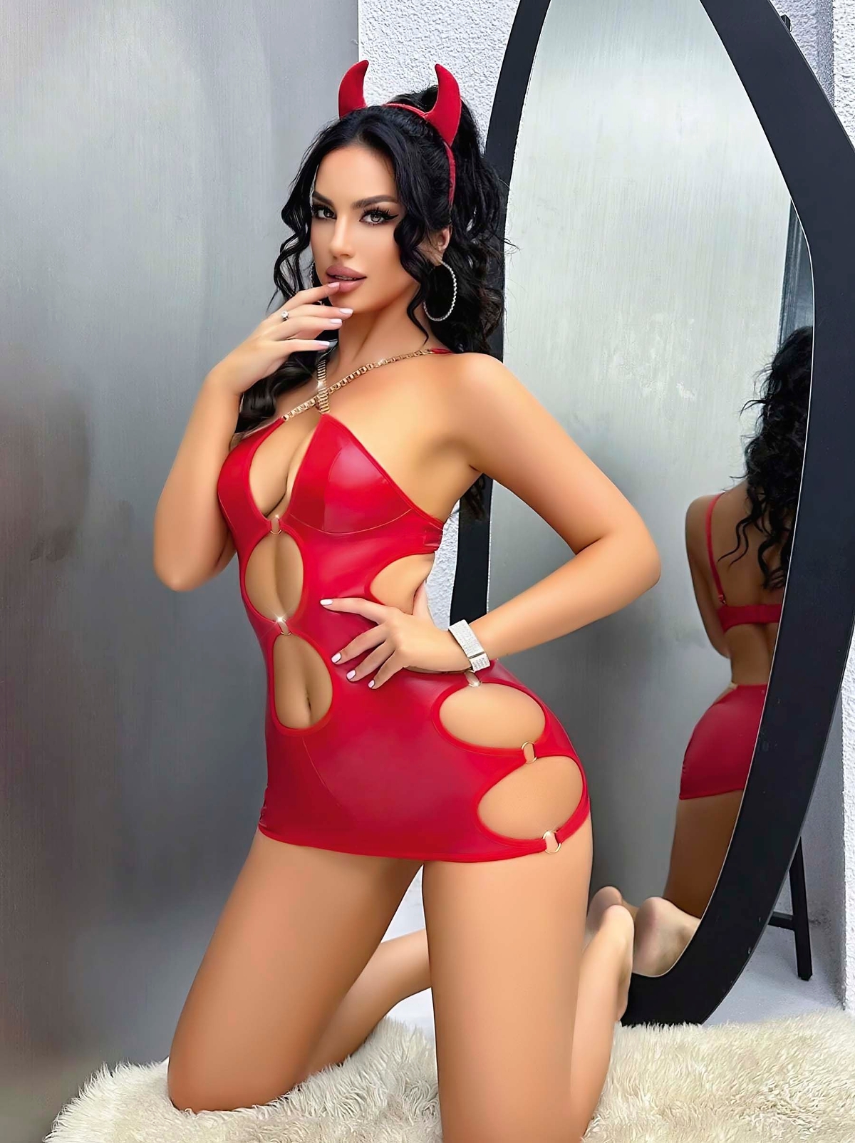 Kırmızı Dekolteli Midi Zincirli Elbise Lily Bianca 15012 - Kırmızı