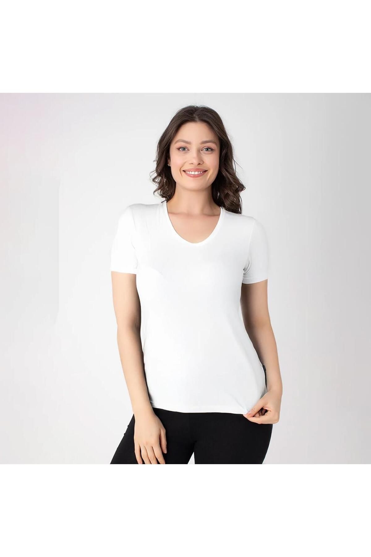 Pamuklu Nefes Alabilen Kısa Kollu T-Shirt Confeo 801 - Beyaz
